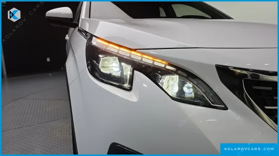 PEUGEOT 5008 1.6 BLUEHDI ALLURE