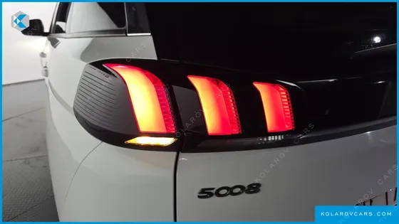 PEUGEOT 5008 1.6 BLUEHDI ALLURE