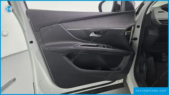 PEUGEOT 5008 1.6 BLUEHDI ALLURE