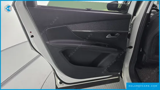 PEUGEOT 5008 1.6 BLUEHDI ALLURE