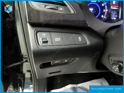 HYUNDAI GRANDEUR LPG HG300 HANDICAPPED ONLY