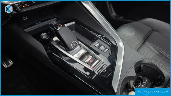 PEUGEOT 5008 1.2 PURE TECH GT