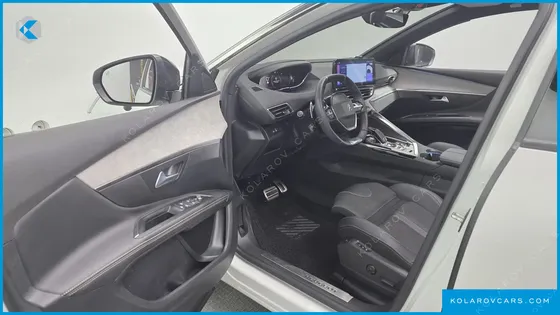 PEUGEOT 5008 1.2 PURE TECH GT