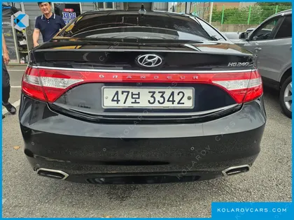 HYUNDAI GRANDEUR HG240 MODERN
