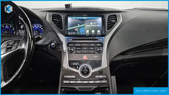 HYUNDAI GRANDEUR HG240 MODERN
