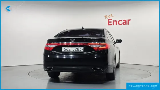 HYUNDAI GRANDEUR HG240 MODERN