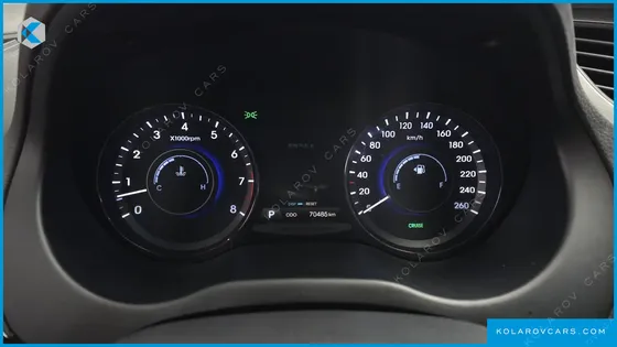 HYUNDAI GRANDEUR HG240 MODERN