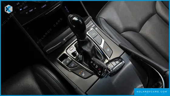 HYUNDAI GRANDEUR HG240 MODERN