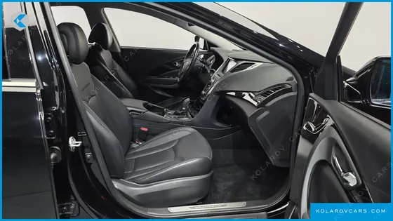 HYUNDAI GRANDEUR HG240 MODERN