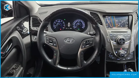 HYUNDAI GRANDEUR HG240 MODERN