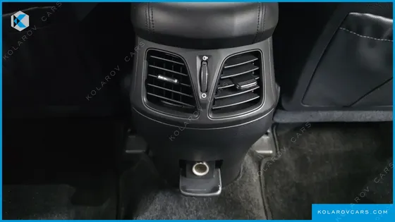 HYUNDAI GRANDEUR HG240 MODERN