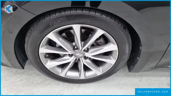 HYUNDAI GRANDEUR LPG HG300 EXCLUSIVE
