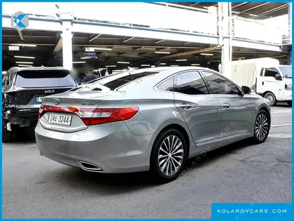 HYUNDAI GRANDEUR LPG HG300 MODERN