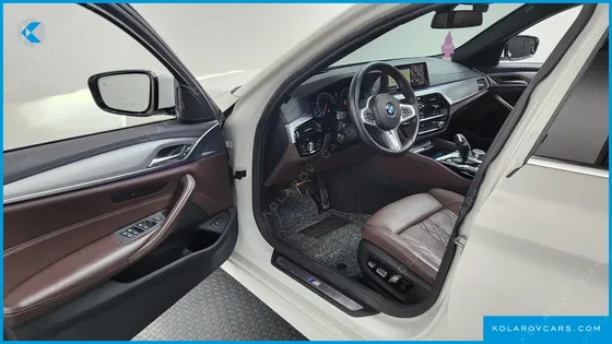 BMW 5 SERIES 520D M SPORT PACKAGE PLUS