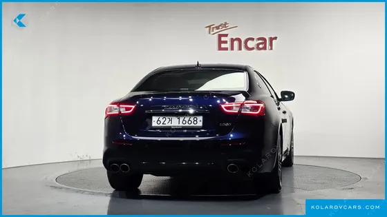 MASERATI GHIBLI 3.0 GRANSPORT
