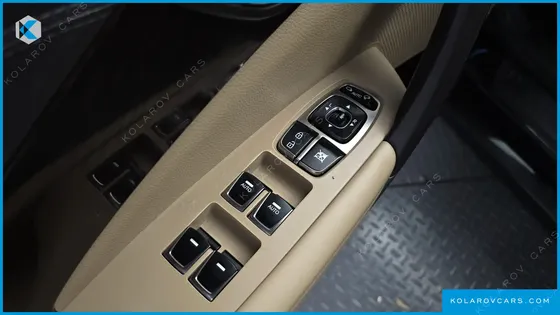 HYUNDAI GRANDEUR HG300 EXCLUSIVE