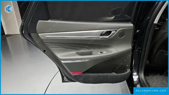 HYUNDAI GRANDEUR 3.3