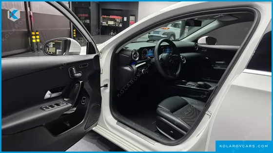 MERCEDES A-CLASS A220 SEDAN