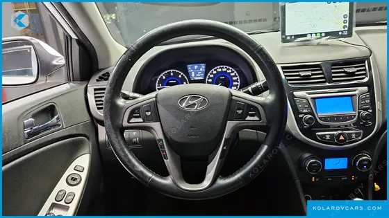 HYUNDAI ACCENT DIESEL 1.6 VGT PREMIUM