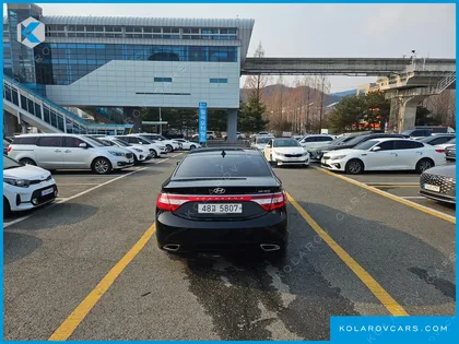 HYUNDAI GRANDEUR HG240 LUXURY