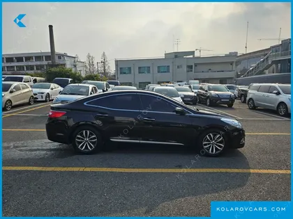 HYUNDAI GRANDEUR HG240 LUXURY