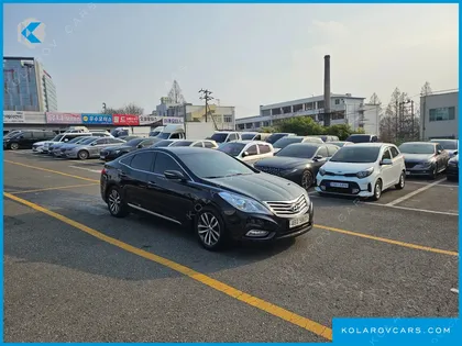 HYUNDAI GRANDEUR HG240 LUXURY