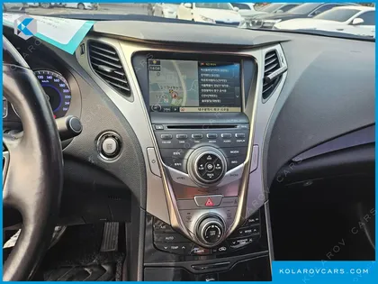 HYUNDAI GRANDEUR HG240 LUXURY