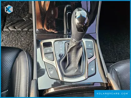 HYUNDAI GRANDEUR HG240 LUXURY