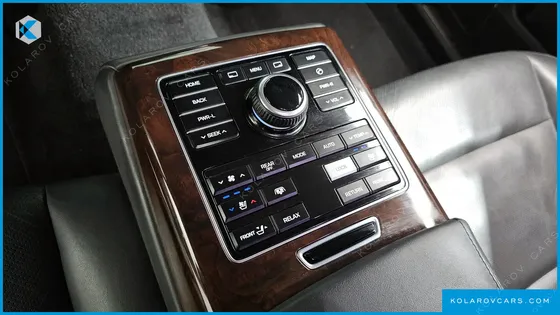 HYUNDAI EQUUS VS380