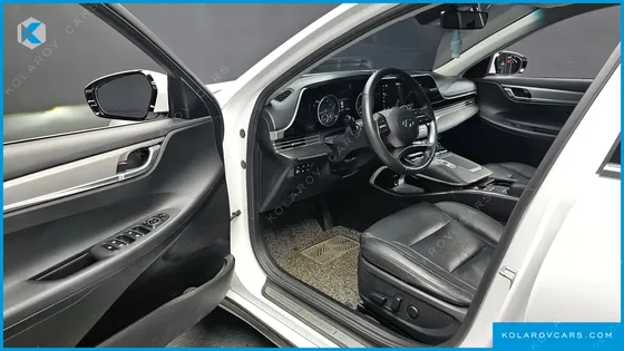 HYUNDAI GRANDEUR 3.0 LPI RENT CAR
