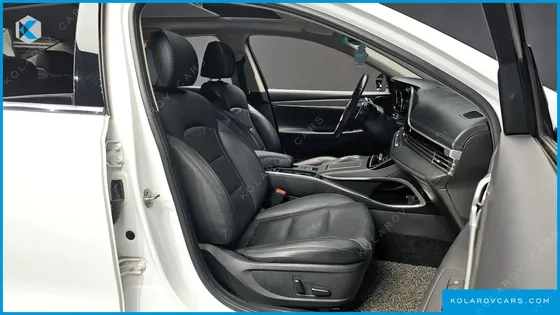 HYUNDAI GRANDEUR 3.0 LPI RENT CAR