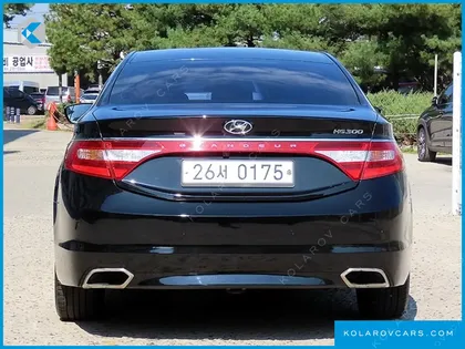 HYUNDAI GRANDEUR HG240 MODERN