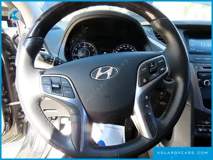 HYUNDAI GRANDEUR HG240 MODERN