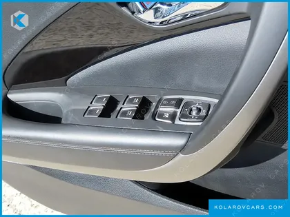 HYUNDAI GRANDEUR HG240 MODERN