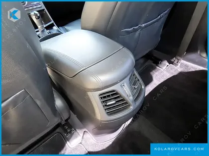 HYUNDAI GRANDEUR HG240 MODERN