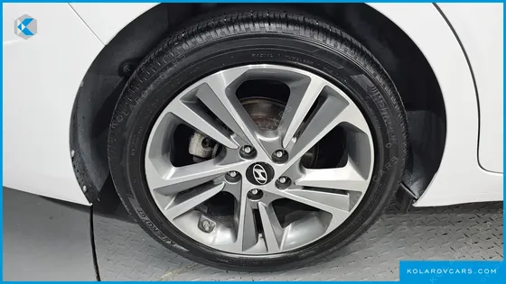 HYUNDAI ELANTRA (AVANTE) 1.6 GDI VALUE PLUS