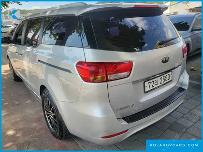 KIA CARNIVAL 11-SEATER LUXURY