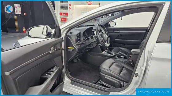 HYUNDAI ELANTRA (AVANTE) 1.6 LPI SMART (RENTAL CAR)