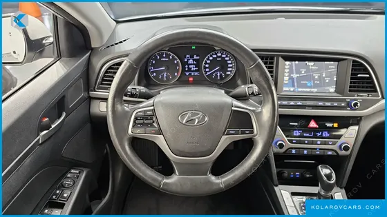 HYUNDAI ELANTRA (AVANTE) 1.6 LPI SMART (RENTAL CAR)