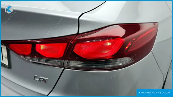 HYUNDAI ELANTRA (AVANTE) 1.6 LPI SMART (RENTAL CAR)