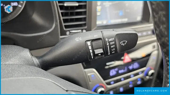 HYUNDAI ELANTRA (AVANTE) 1.6 LPI SMART (RENTAL CAR)