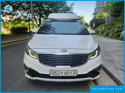 KIA CARNIVAL 9-SEATER HI-LIMOUSINE