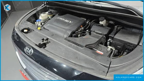 KIA CARNIVAL 9-SEATER PRESTIGE
