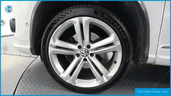 VOLKSWAGEN TIGUAN 2.0 TDI R-LINE