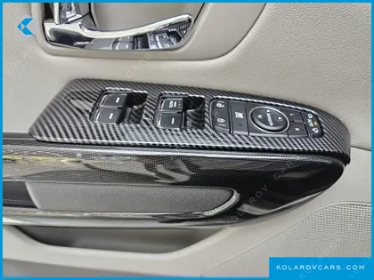 KIA CARNIVAL 9-SEATER PRESTIGE