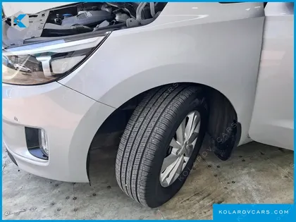 KIA CARNIVAL 11-SEATER LUXURY