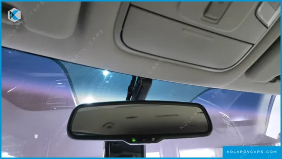 KIA CARNIVAL 11-SEATER DELUXE