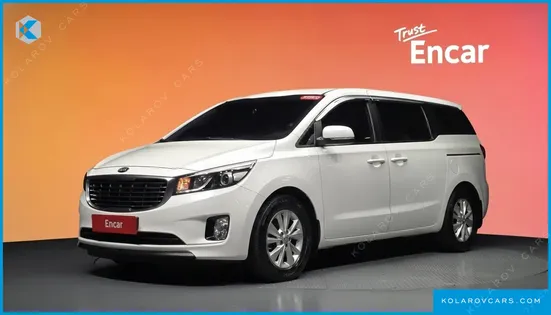KIA CARNIVAL 11-SEATER DELUXE