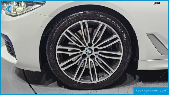 BMW 5 SERIES 530I XDRIVE M SPORT PACKAGE PLUS