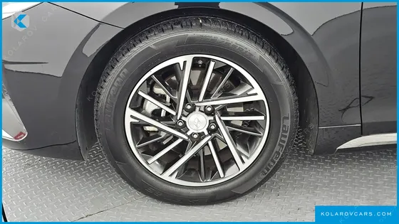 HYUNDAI GRANDEUR 2.5